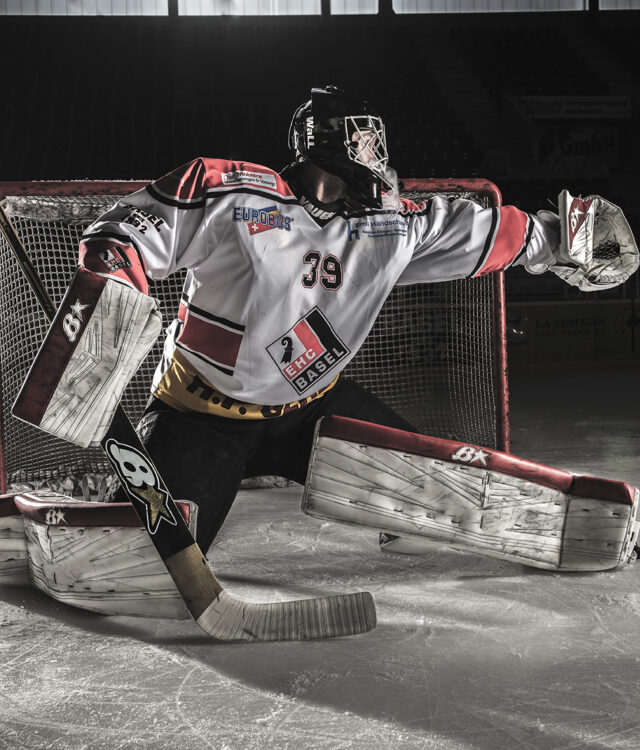 Ice Hockey photography goal keeper flash sport photography