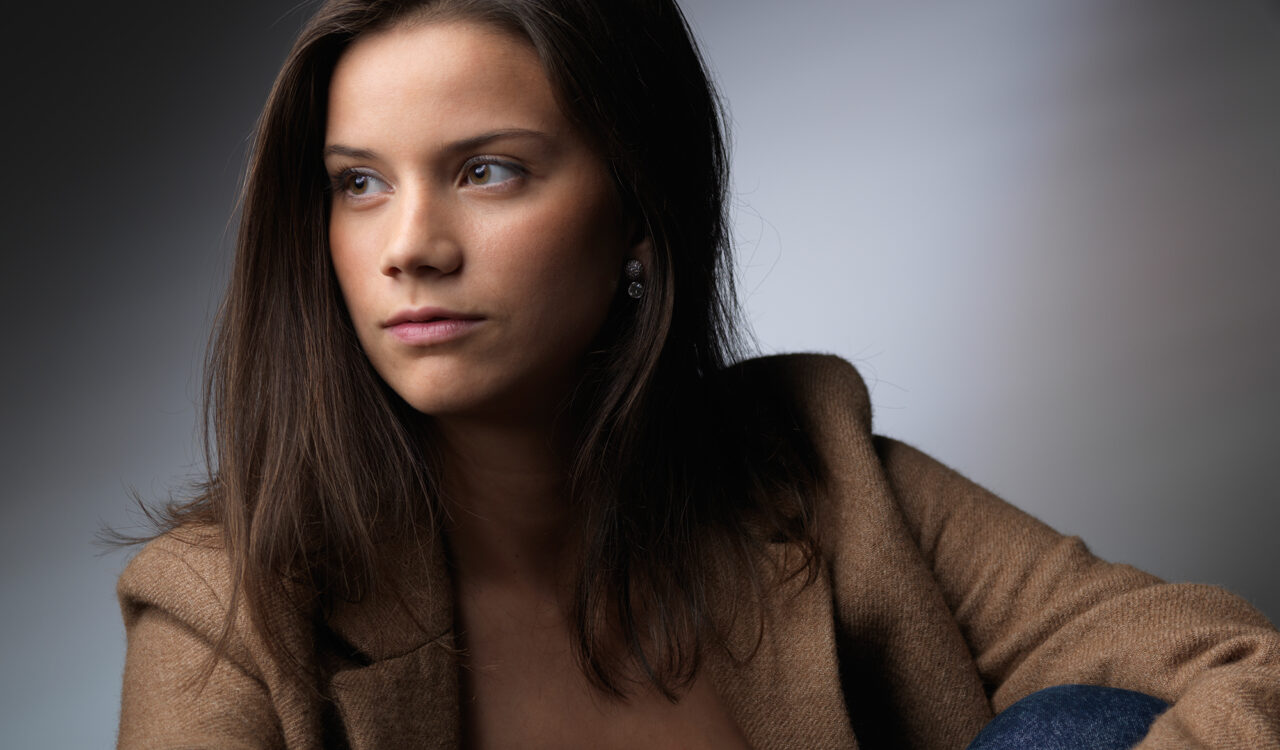 Portrait photography with broncolor para