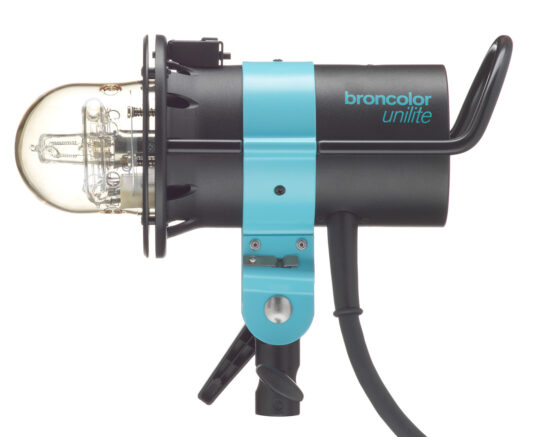 32 114 00 broncolor unilite rein seitlich Kopie