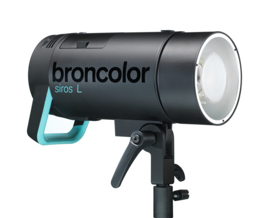 Broncolor Siros 400 L from front 31 710 XX