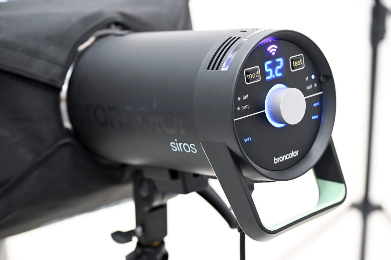 broncolor Siros monolight with WiFi control