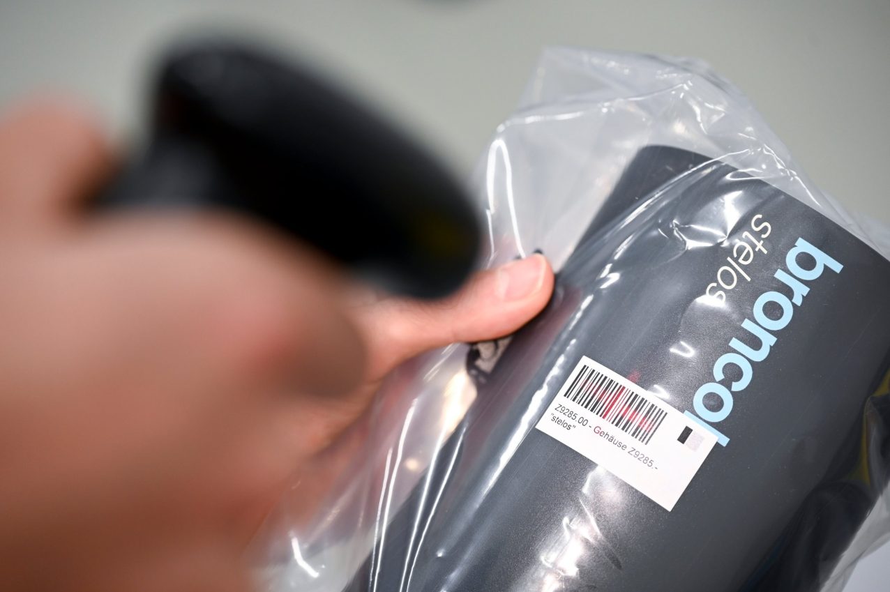 Scanning the product barcode before the shoot