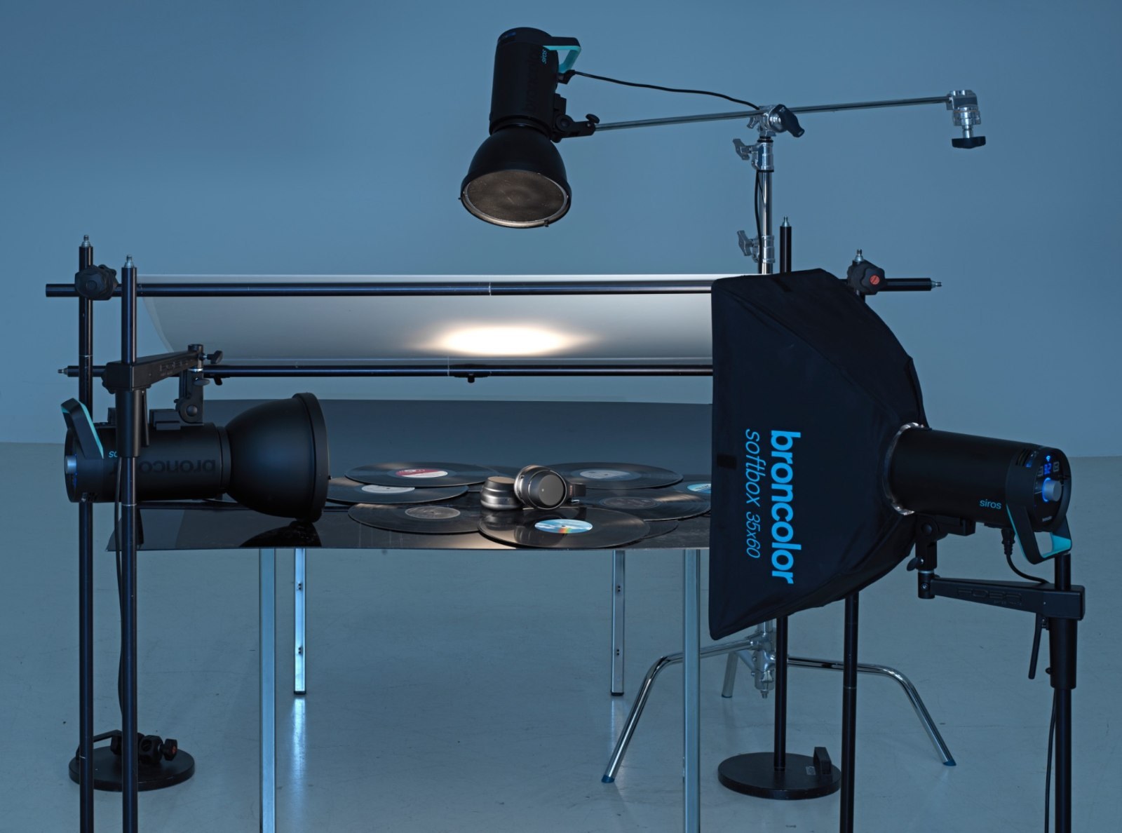 Product photography setup with Siros monolights and softbox